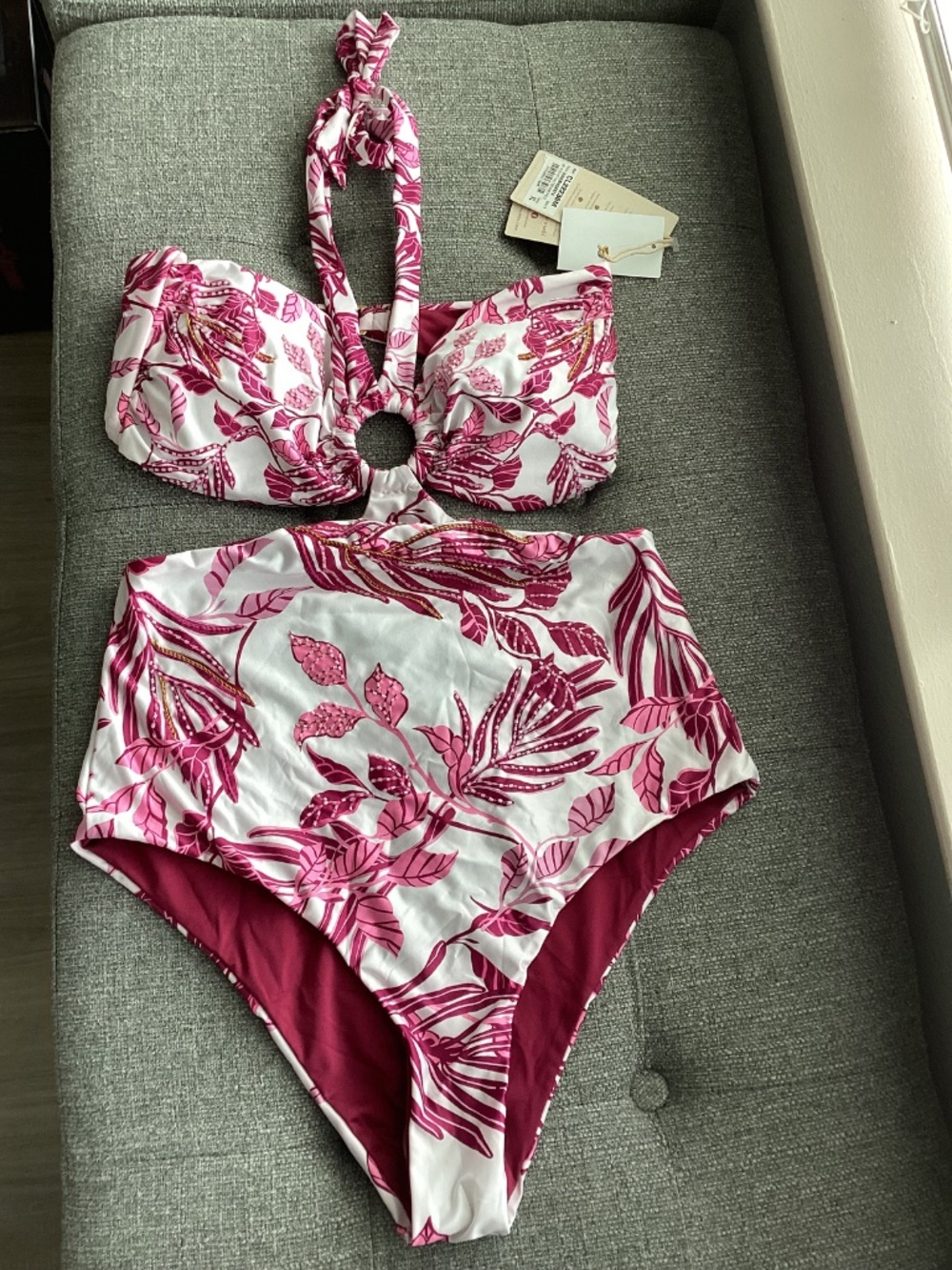 Cosita Linda Halter One-Piece Swimsuit, size XL - Picture 3 of 12